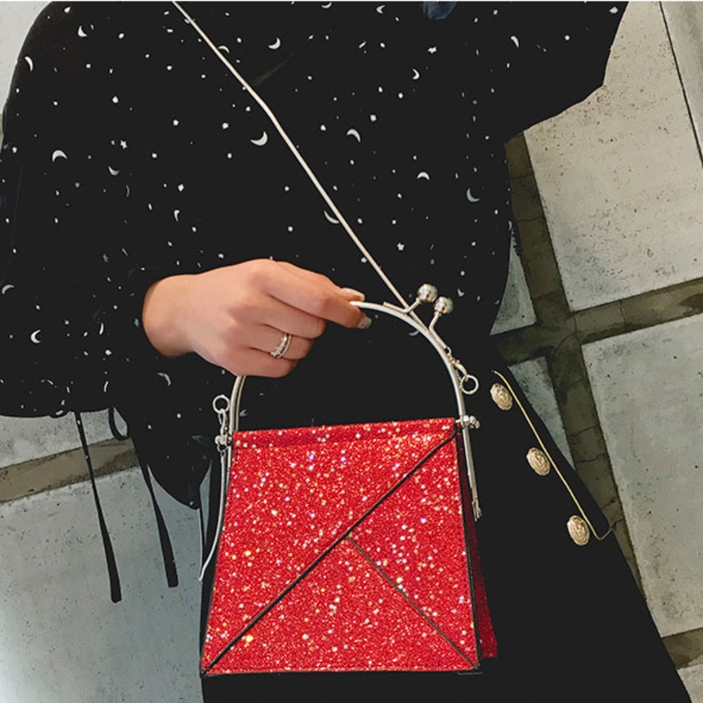 ❤️HP❤️New! Red Glitter Top Handle Crossbody Bag - Picture 3 of 8
